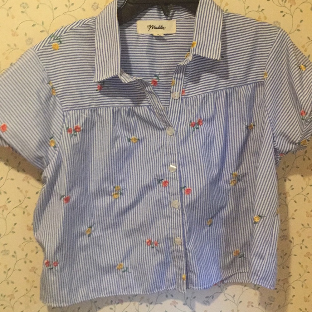 Maddie chop shirt